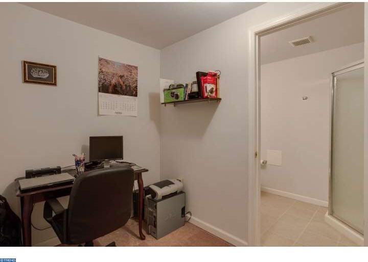 68 Main St - Photo 5 of 20