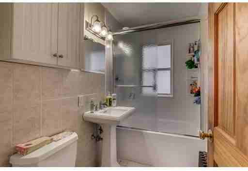 71 Euston Rd #1 - Photo 3 of 25