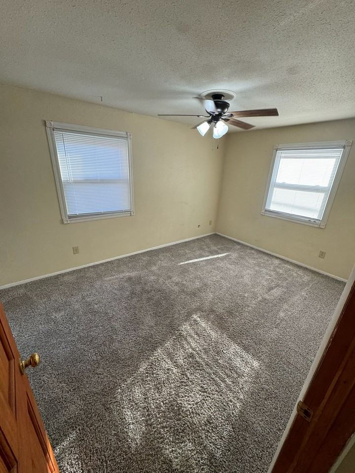 100 Outer Park Dr #100A - Photo 2 of 12