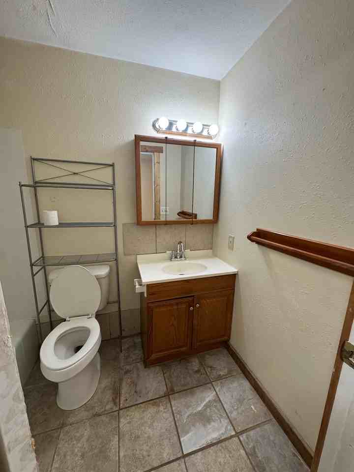 100 Outer Park Dr #100A - Photo 6 of 12