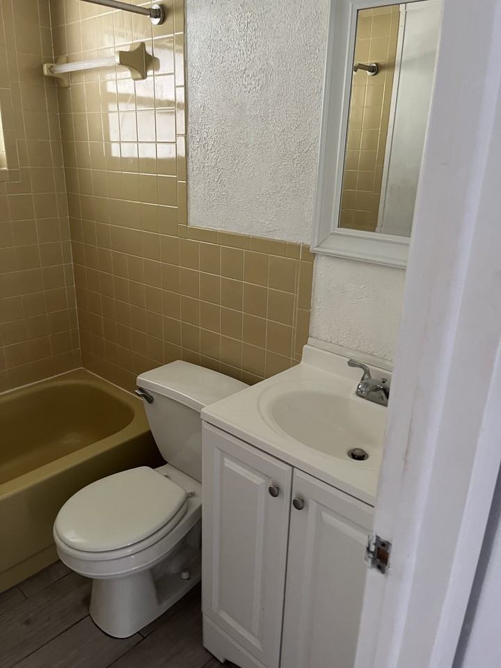 11905 Meadow Dr #NA - Photo 5 of 11