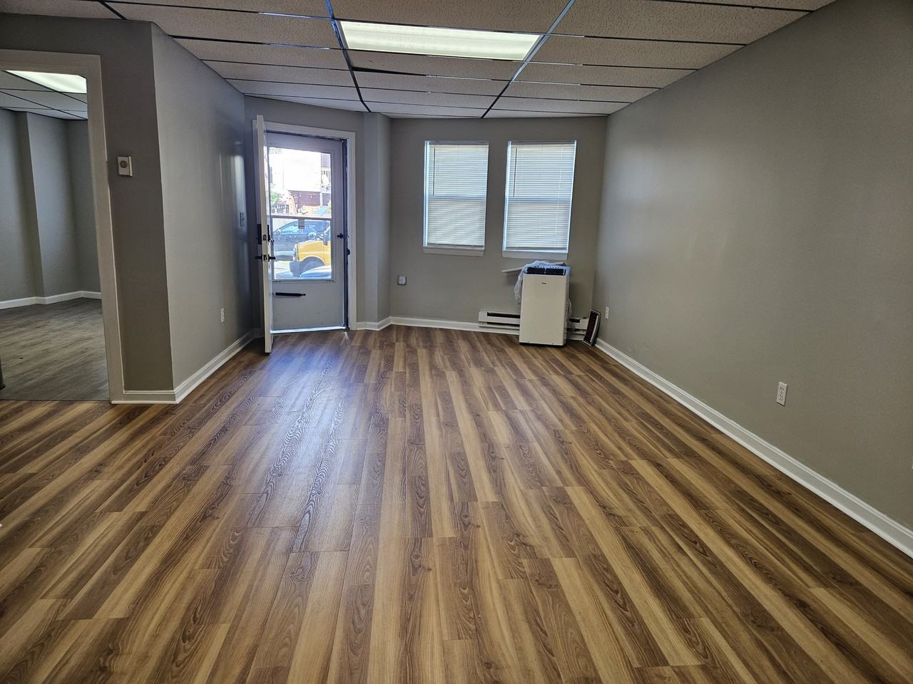 340 Harding St #1A - Photo 5 of 17