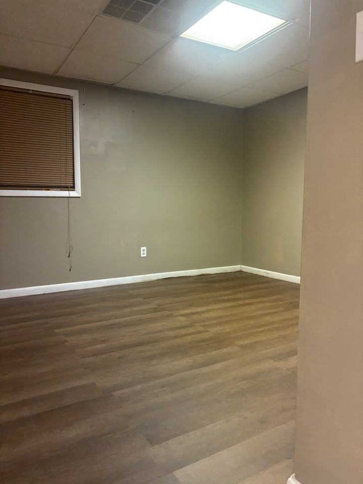 415 Bailey St #415D - Photo 2 of 6