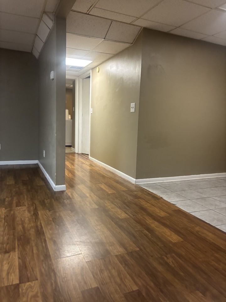 415 Bailey St #415D - Photo 3 of 6