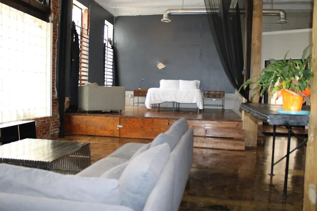 710 Crockett St #704 - Photo 3 of 3
