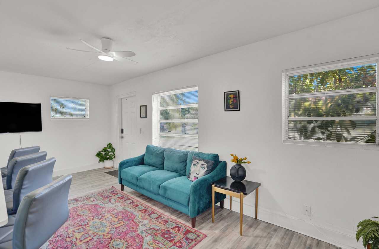 7871 Terrace Rd #B - Photo 3 of 11