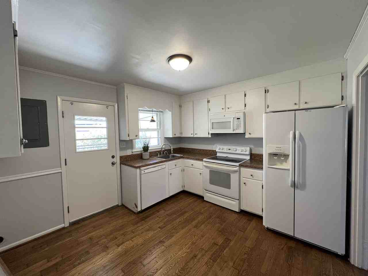 1203 James St #NA - Photo 3 of 15