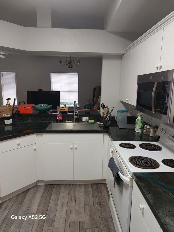 280 Nw 50th Blvd - Photo 5 of 11