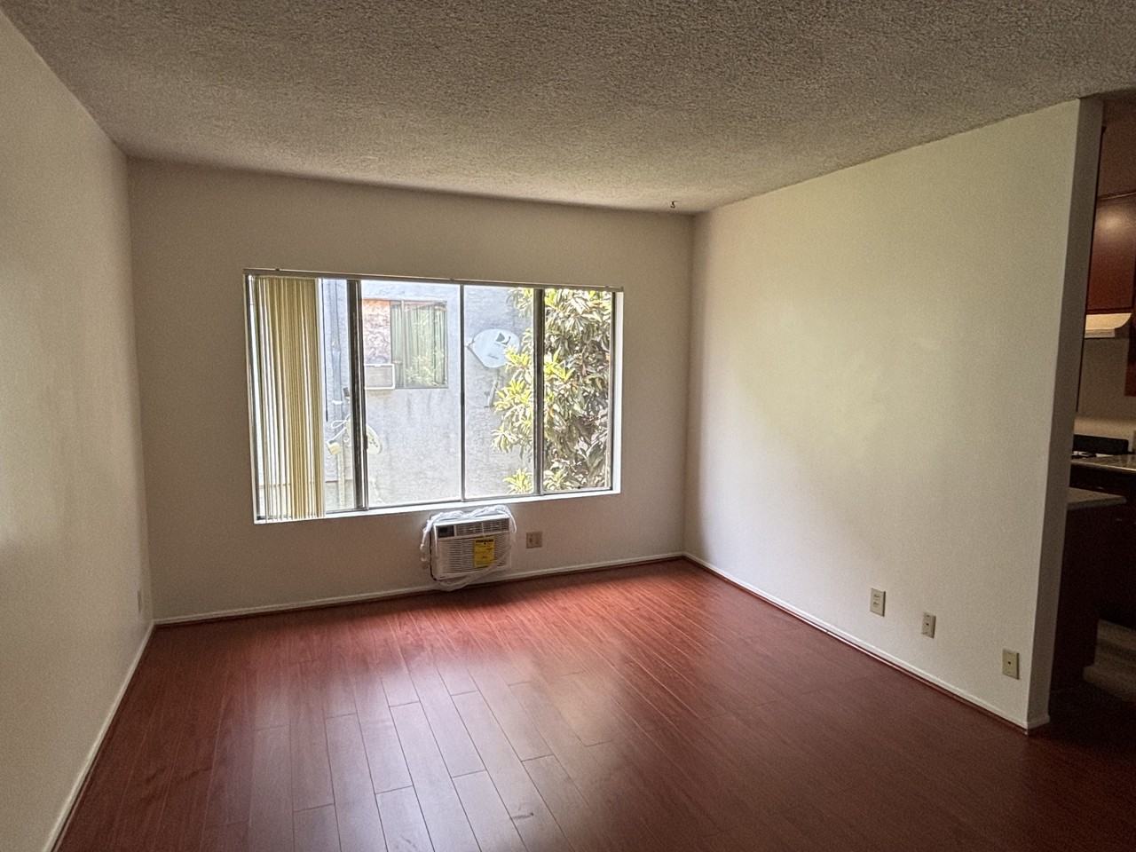 5213 Meridian St #5 - Photo 2 of 16