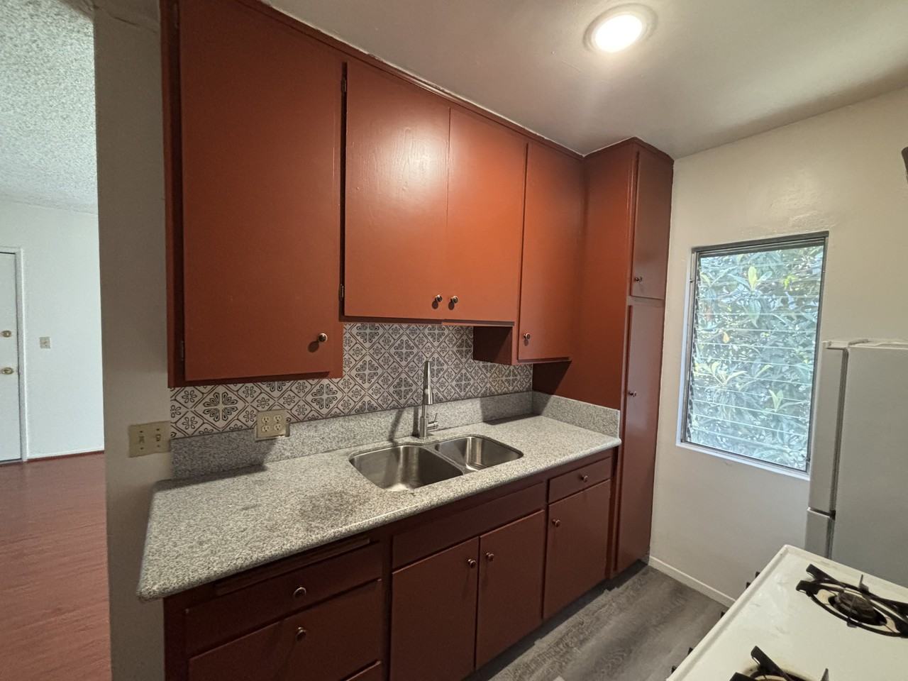 5213 Meridian St #5 - Photo 7 of 16