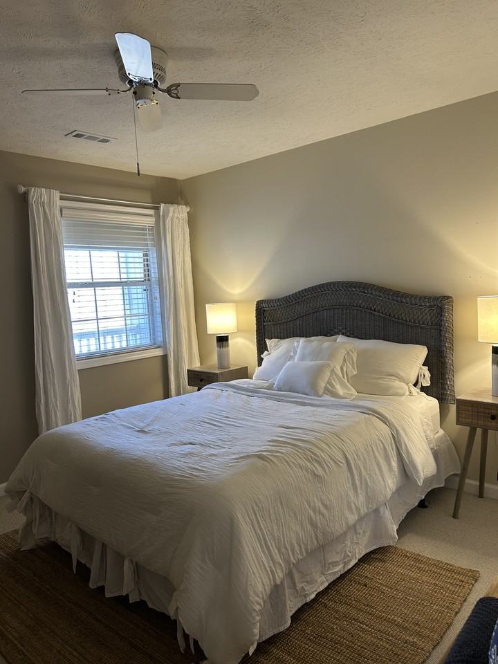615 Tupelo Ln #I - Photo 5 of 18