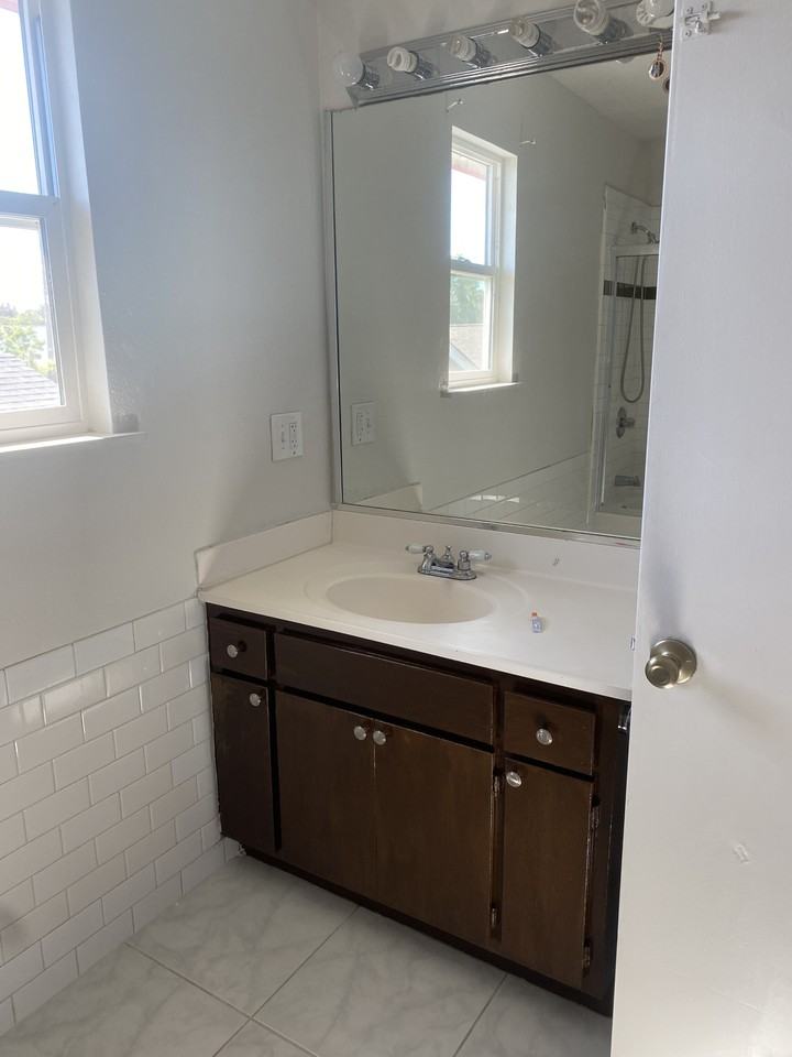 937 Wilkey Ct #NA - Photo 7 of 10