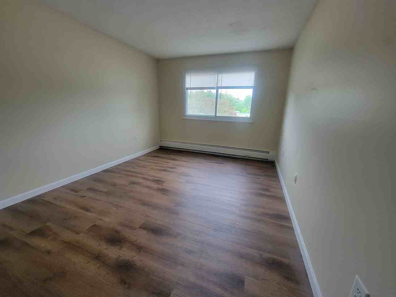 81 Fisherville Road - Photo 6 of 23