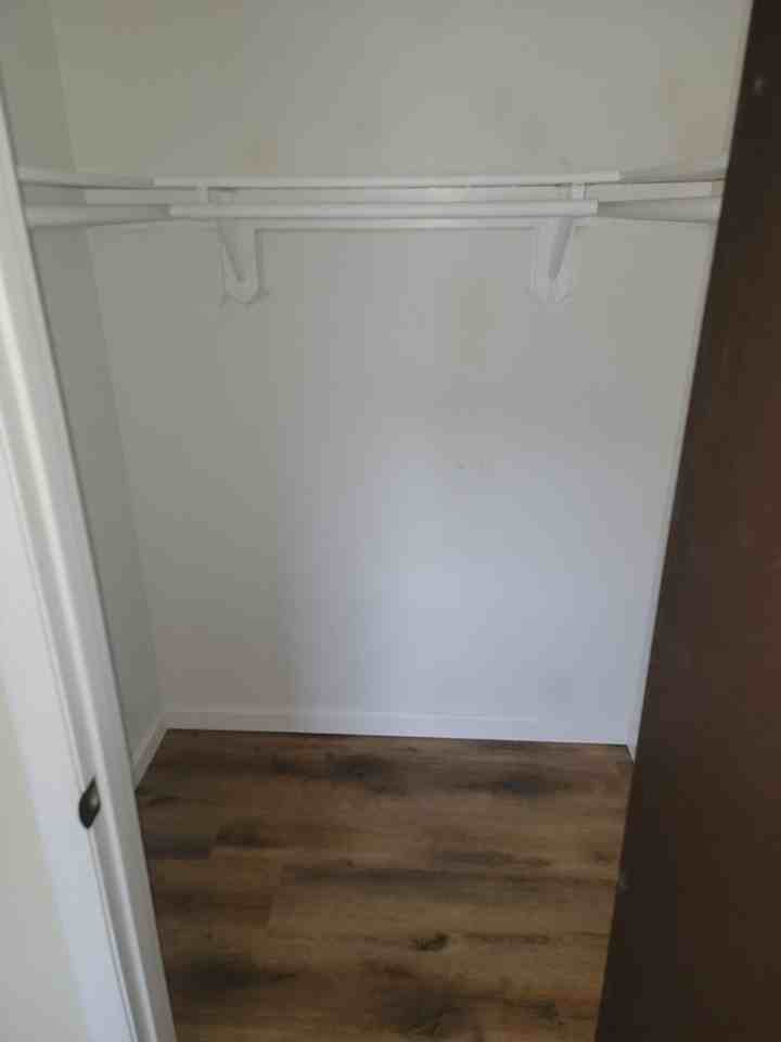 81 Fisherville Road - Photo 7 of 23