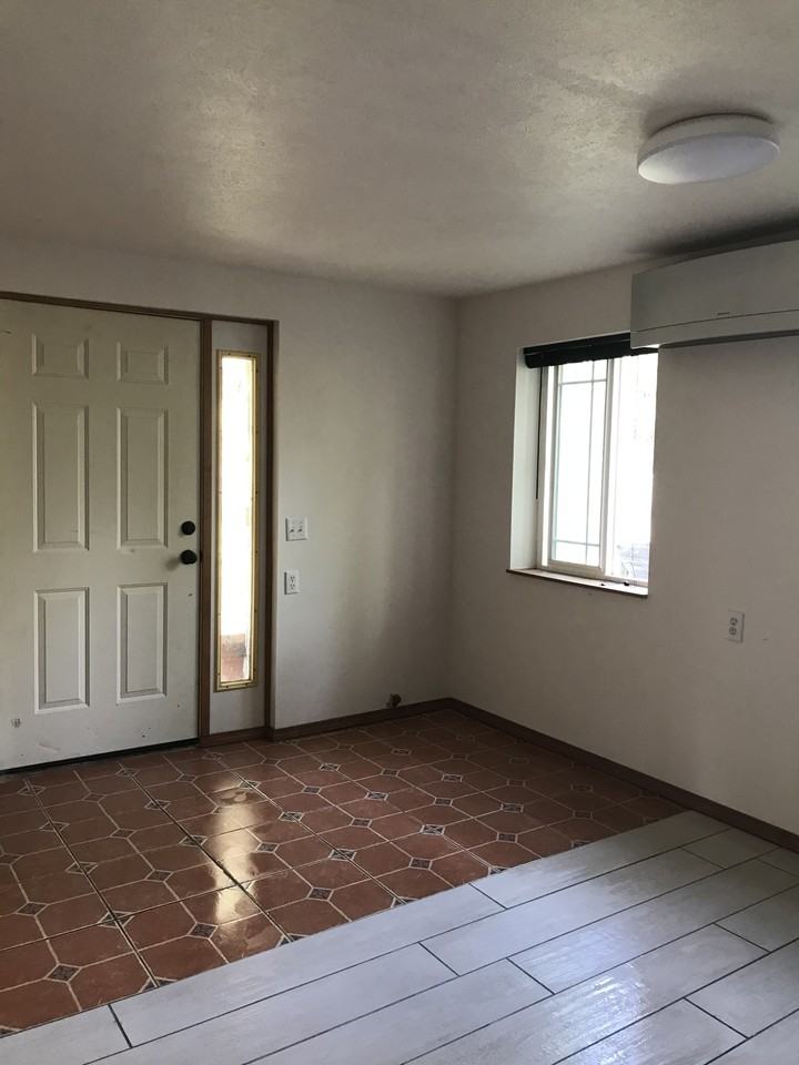 592 N Newport Ave #1 - Photo 5 of 9