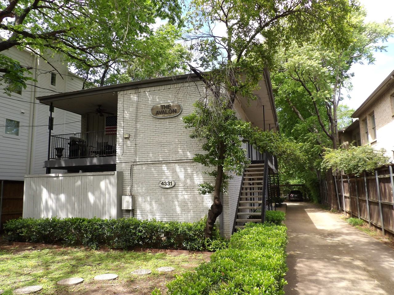 4331 Buena Vista St #101