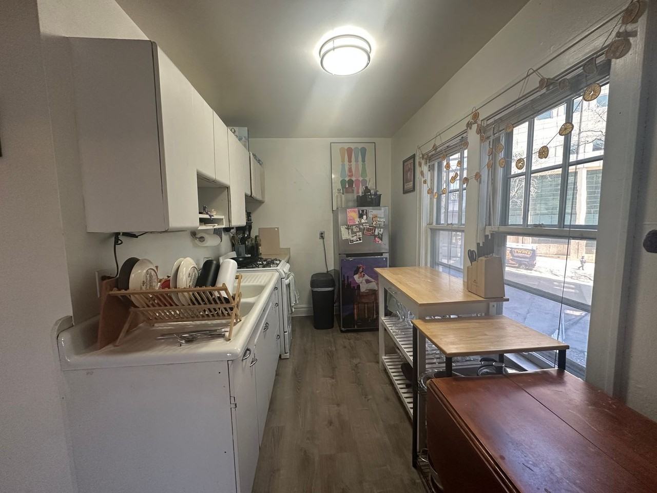 205-207 S Henry St - Photo 6 of 25