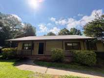901 Locke Dr - Photo 1 of 1