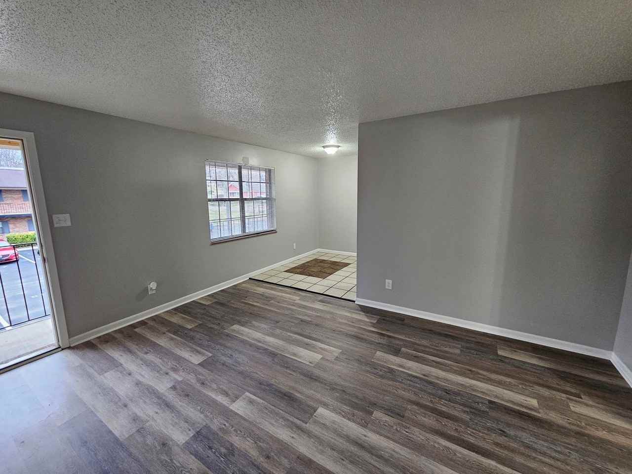 4506 Hutton Rd - Photo 3 of 10