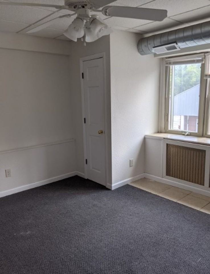 811 W Springfield - Photo 6 of 8