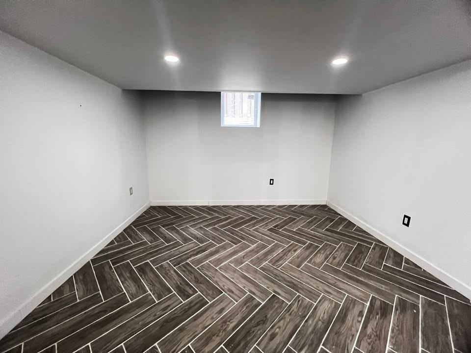 1046 Eagletrace Drive - Photo 3 of 9
