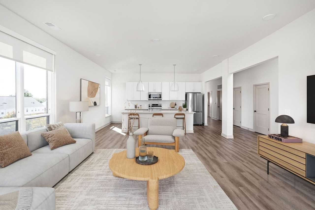 L’Etoile Apartments - Photo 5 of 48