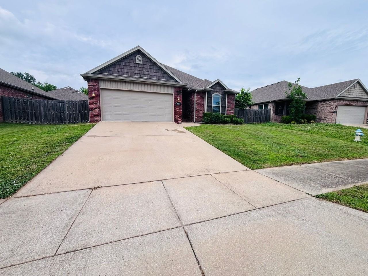 3556 W Country Meadows St - Photo 2 of 16
