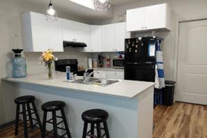 featured image of 113 N 6th St