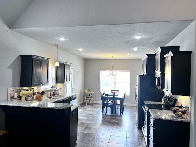 3201 Sw Stoneway Ave - Photo 4 of 32