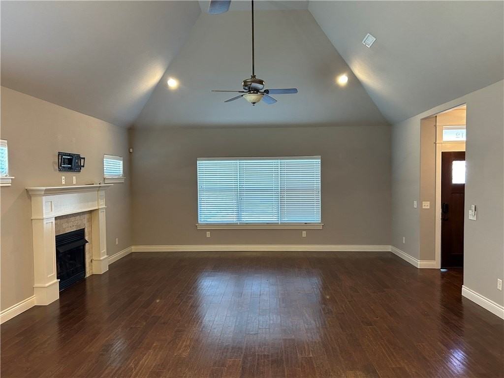5912 W Willow St - Photo 2 of 45