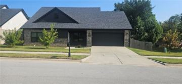 featured image of 310 W Kinniburgh Dr