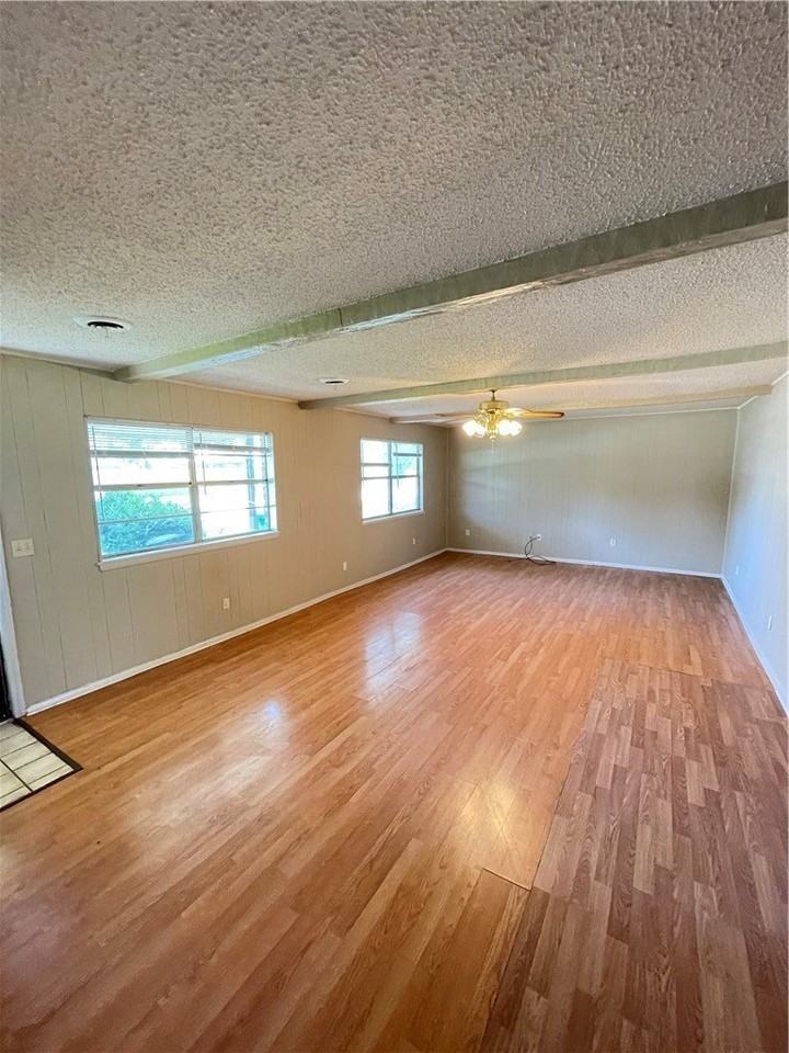 3102 Scott Ln - Photo 2 of 10