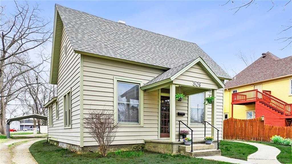 309 N 3rd St - Photo 3 of 16