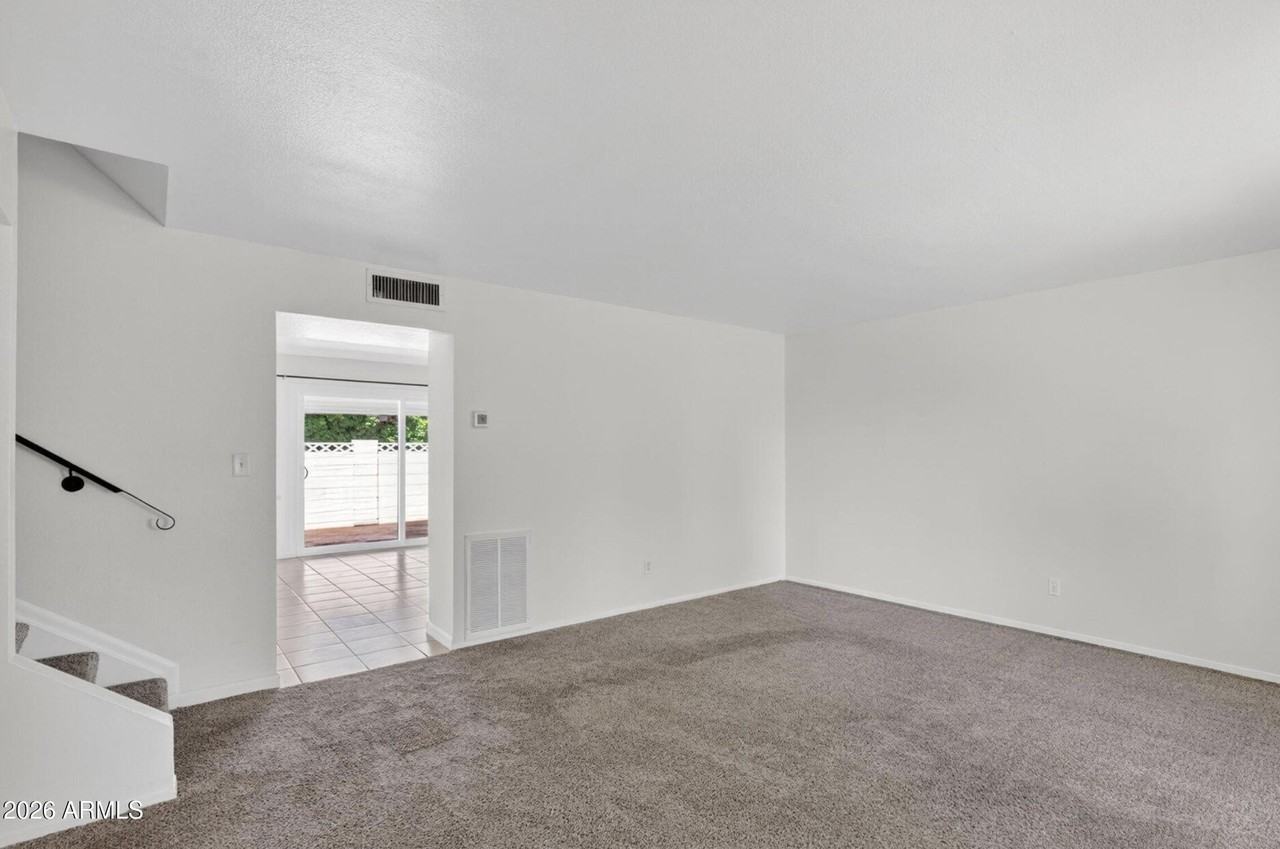8548 E Mcdonald Dr - Photo 4 of 7