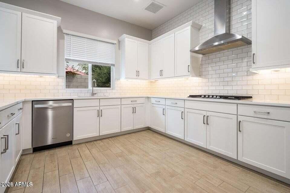 5112 E Coolbrook Ave - Photo 5 of 30