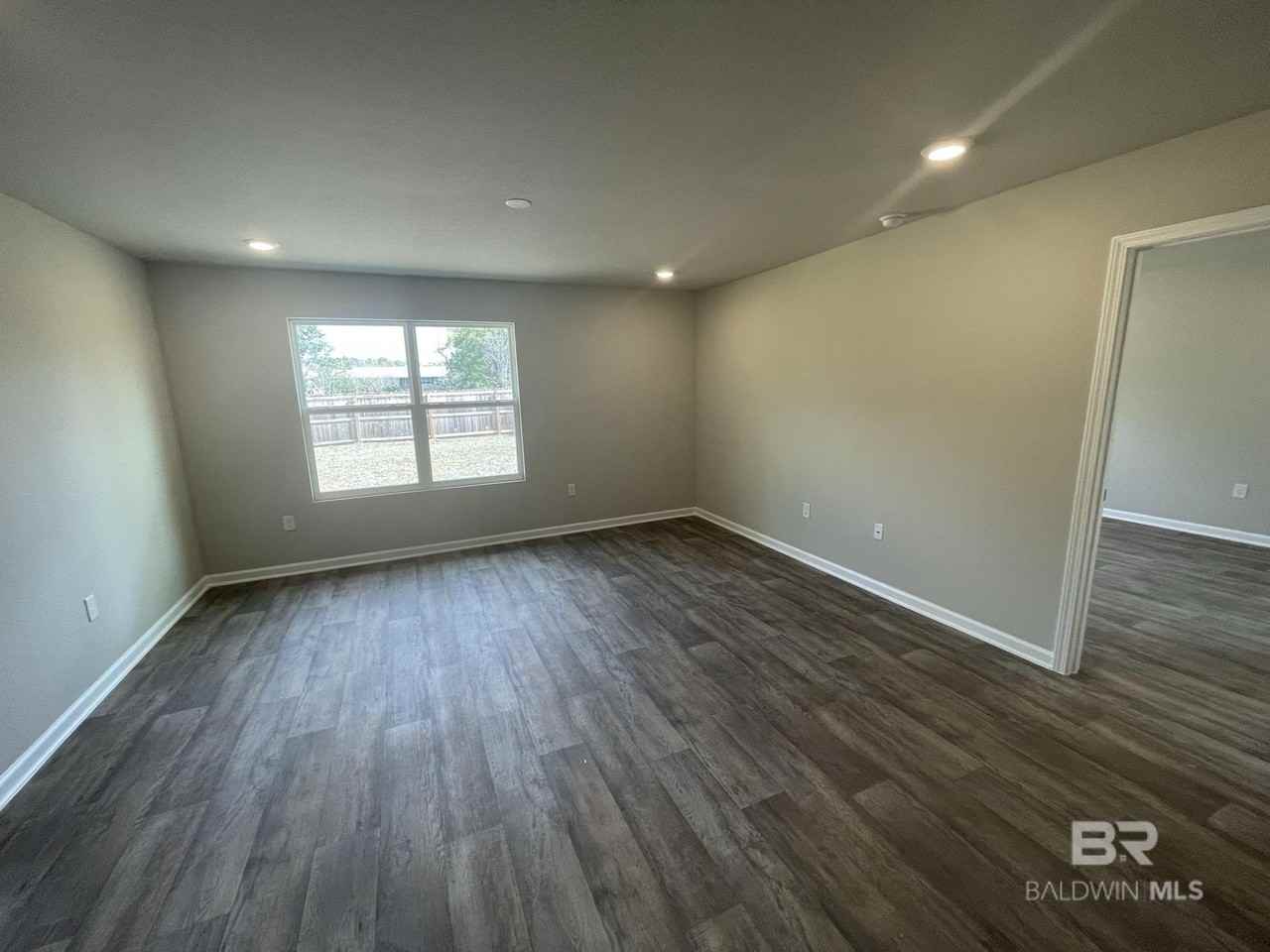 213 Burnston Way - Photo 3 of 16
