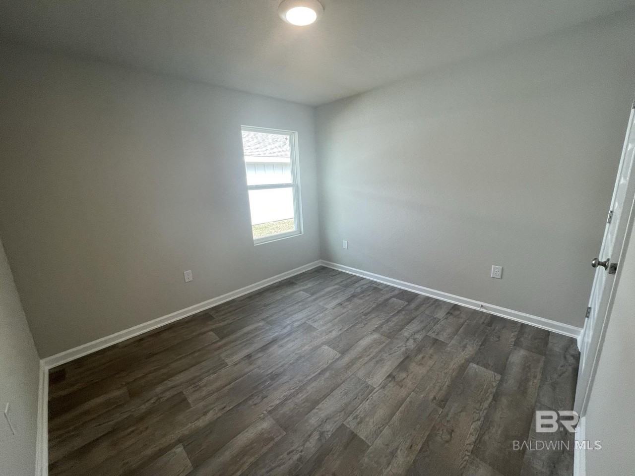 213 Burnston Way - Photo 7 of 16
