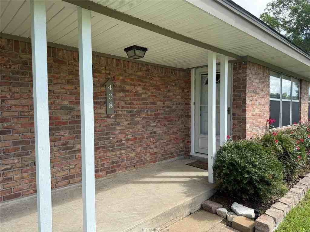 408 Brookside Dr W - Photo 3 of 26