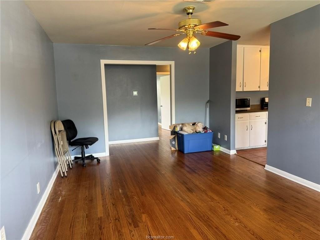 408 Brookside Dr W - Photo 6 of 26