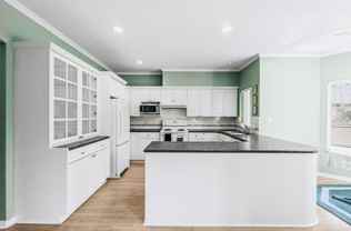 15422 78A Ave - Photo 1 of 1