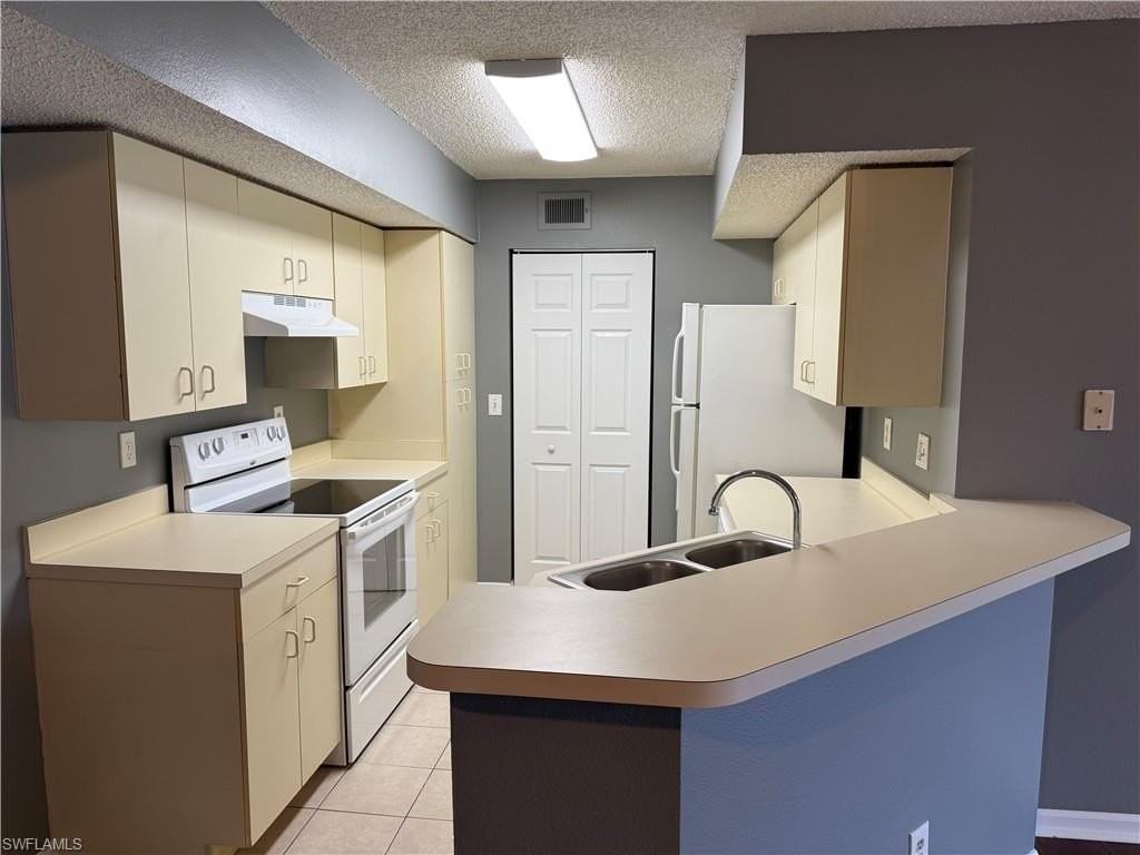 13615 Eagle Ridge Dr #1625 - Photo 4 of 12