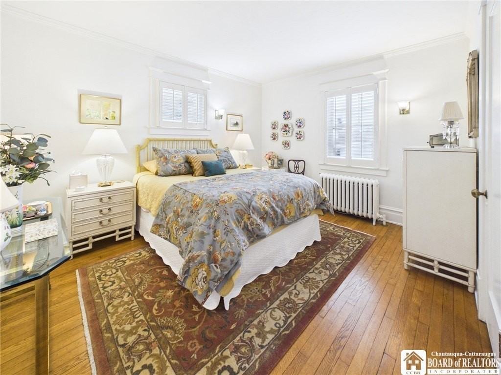 422 York St - Photo 7 of 47