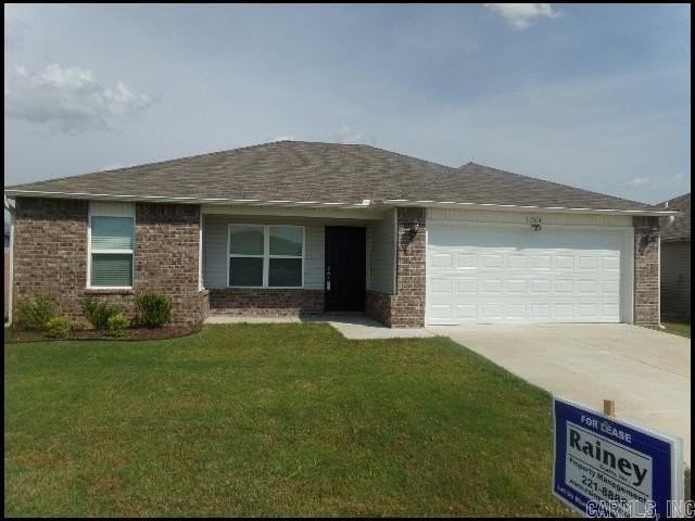 1304 Yarrow Dr - Photo 2 of 22