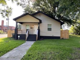 2501 S Maple St - Photo 1 of 1