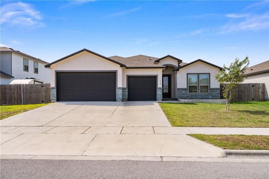 7721 Dove Hollow Dr - Photo 3 of 38