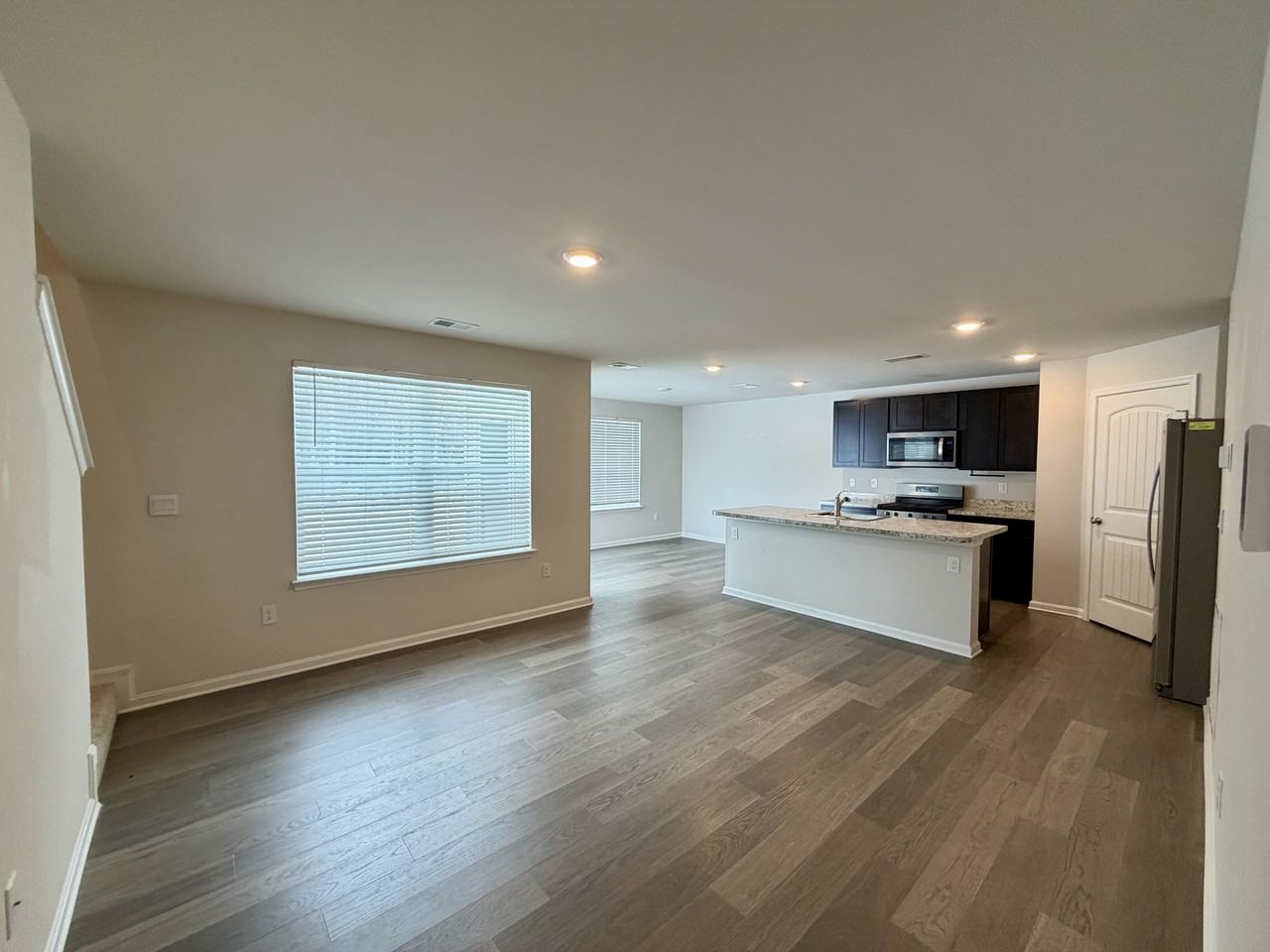 633 Currant Cir #1 - Photo 3 of 37