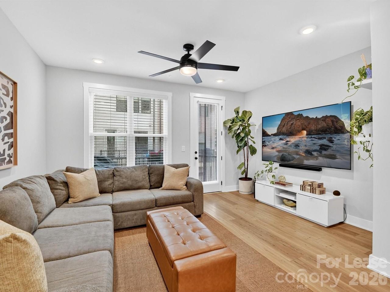 2024 Terwilliger Ter - Photo 5 of 36