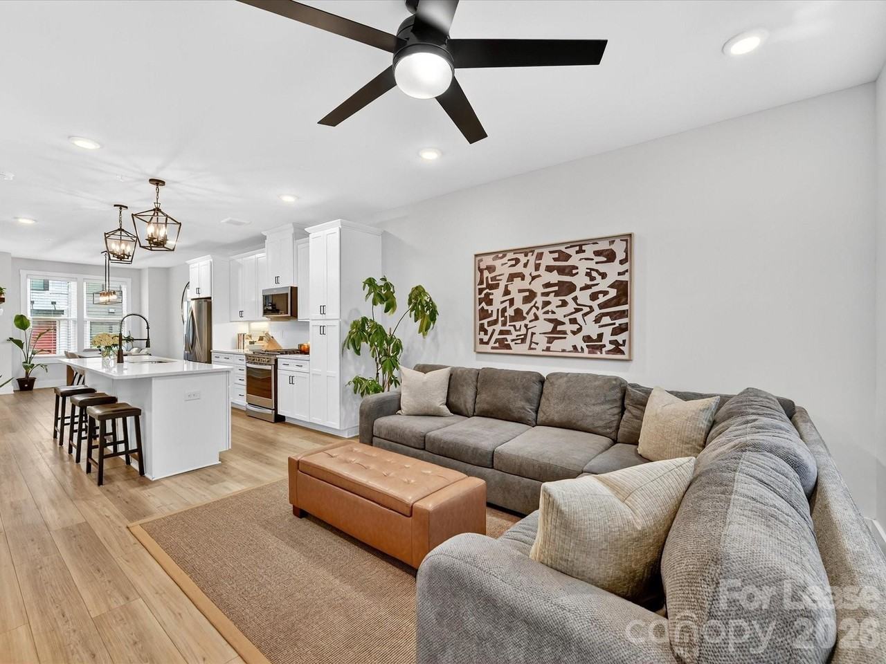 2024 Terwilliger Ter - Photo 7 of 36