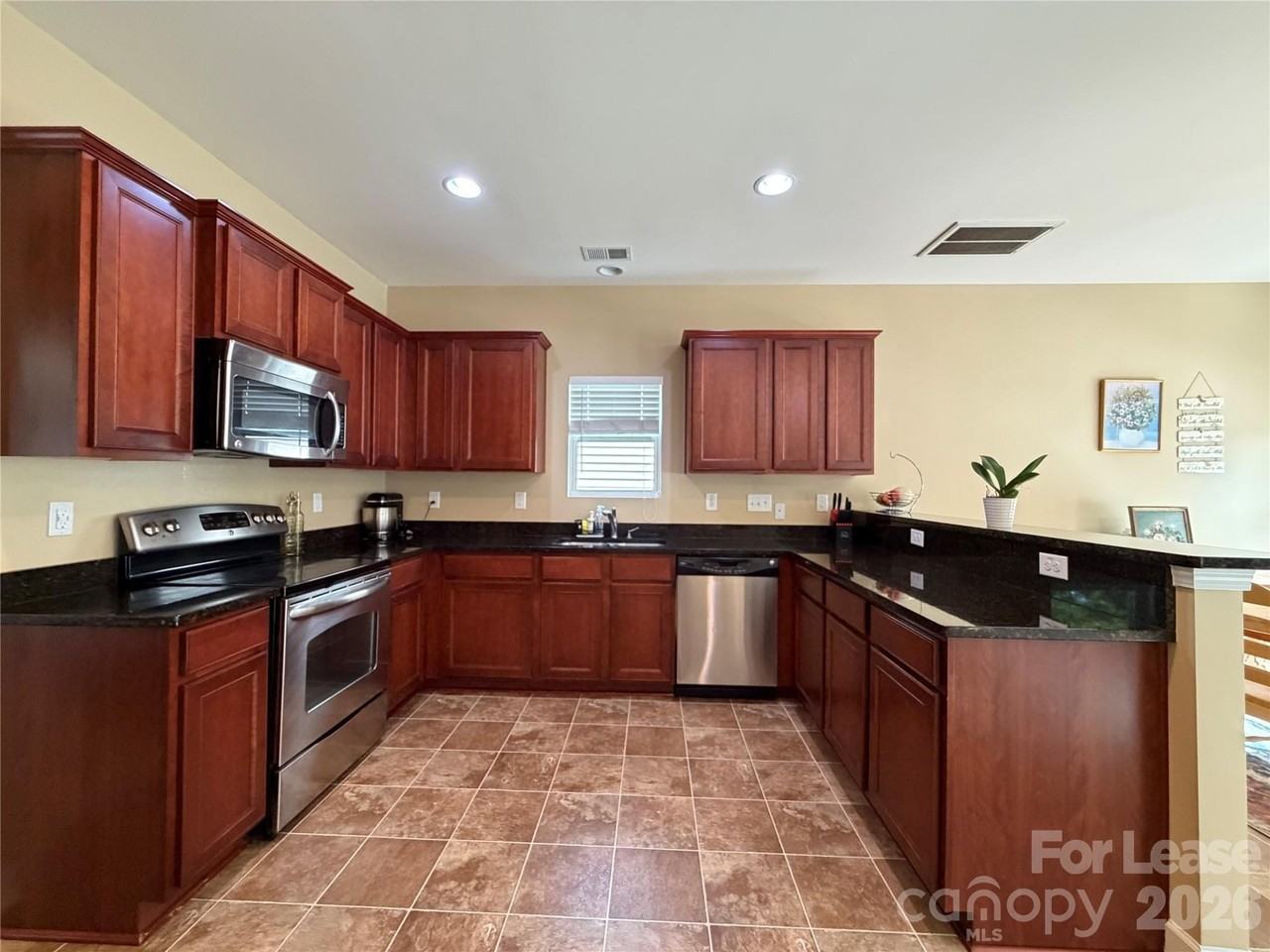 17204 Caldwell Track Dr - Photo 6 of 34