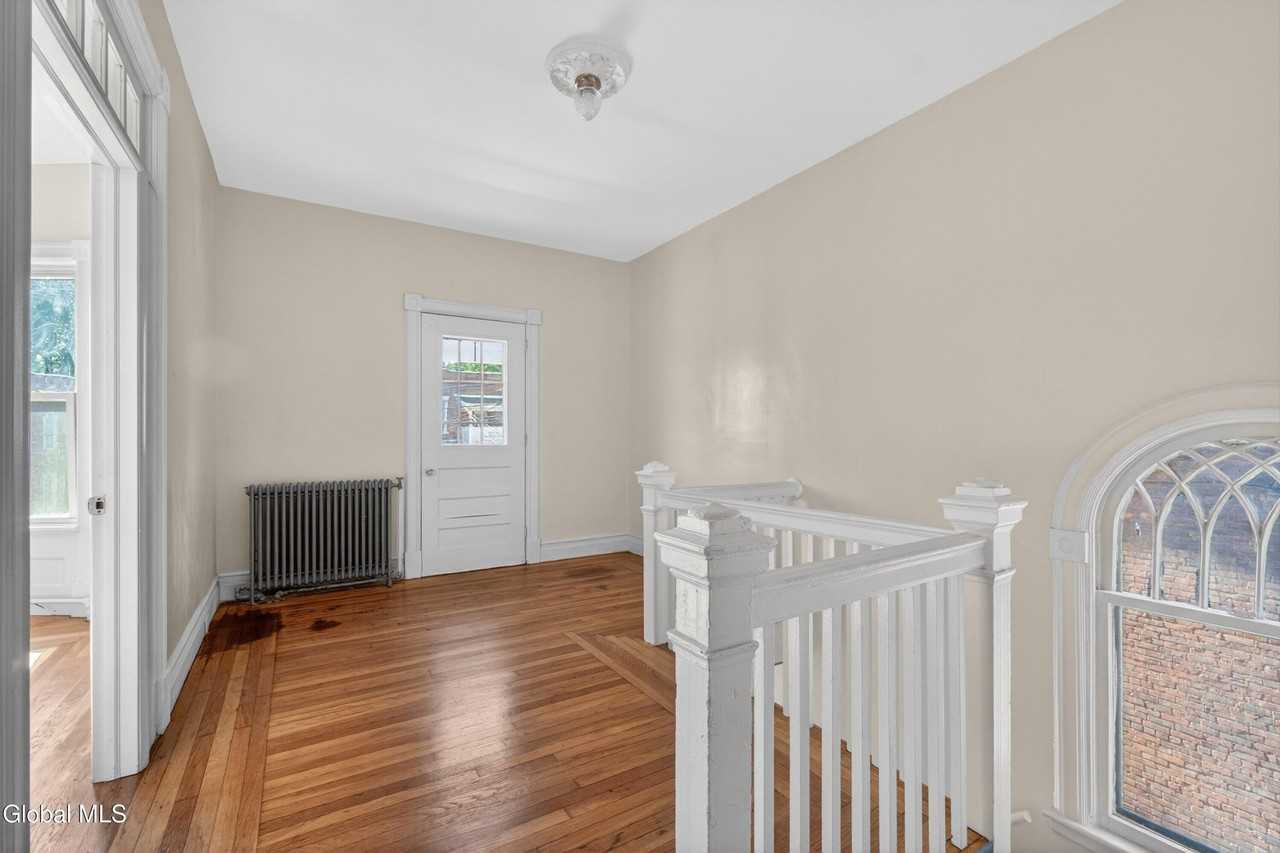 2333 15th St #2 - Photo 5 of 29